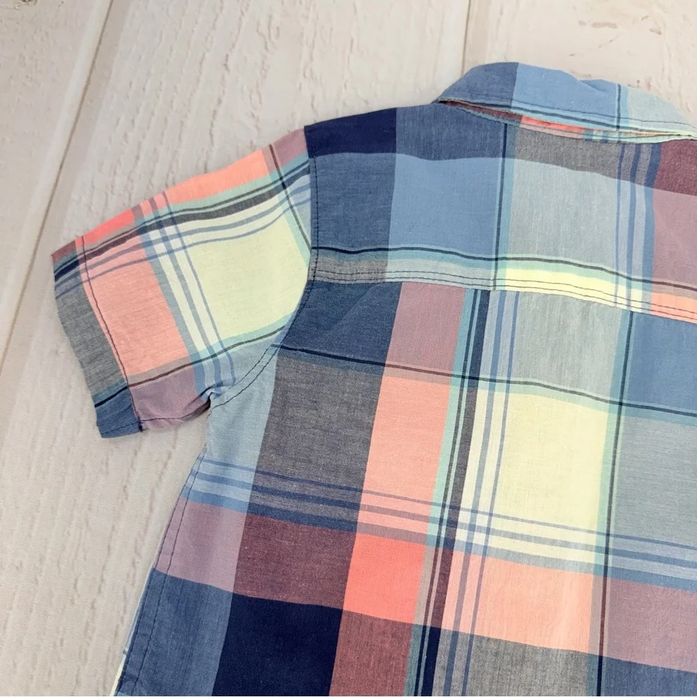 OshKosh Toddler Boy 3T Plaid‎ Button Up Shirt Blue Pink Short Sleeve